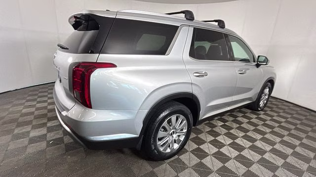 2023 Silver Hyundai Palisade SEL AWD SUV