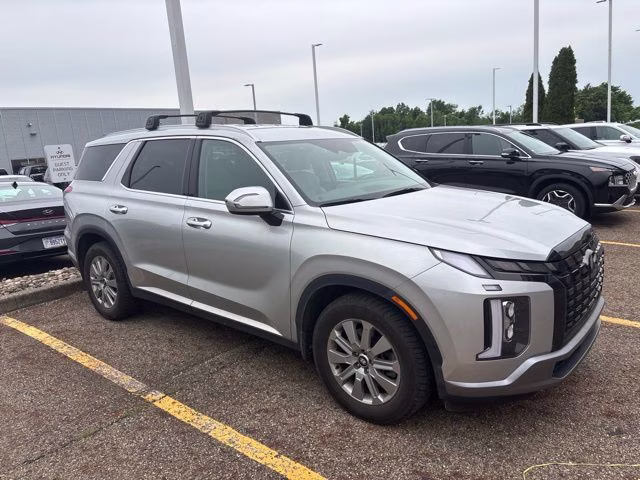 2023 Silver Hyundai Palisade SEL AWD SUV