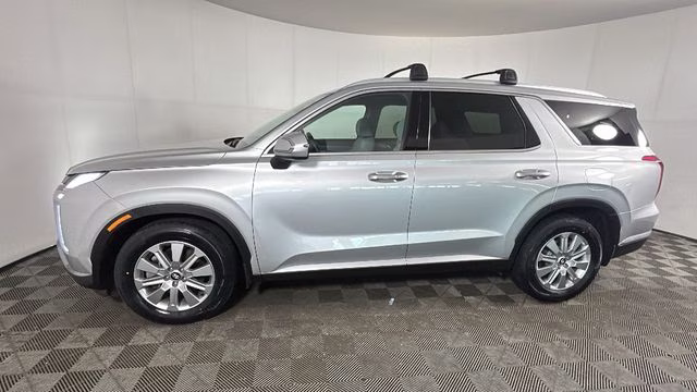 2023 Silver Hyundai Palisade SEL AWD SUV