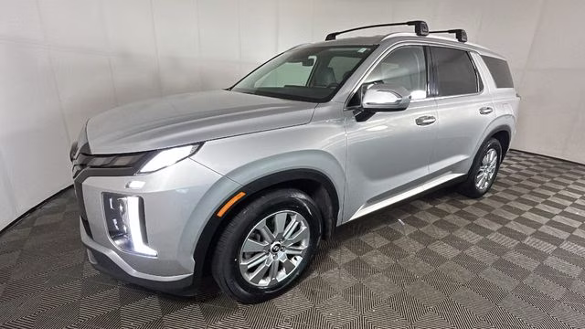 2023 Silver Hyundai Palisade SEL AWD SUV