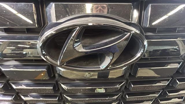 2023 Silver Hyundai Palisade SEL AWD SUV