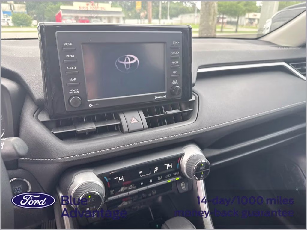 2022 White Toyota RAV4 XLE FWD SUV