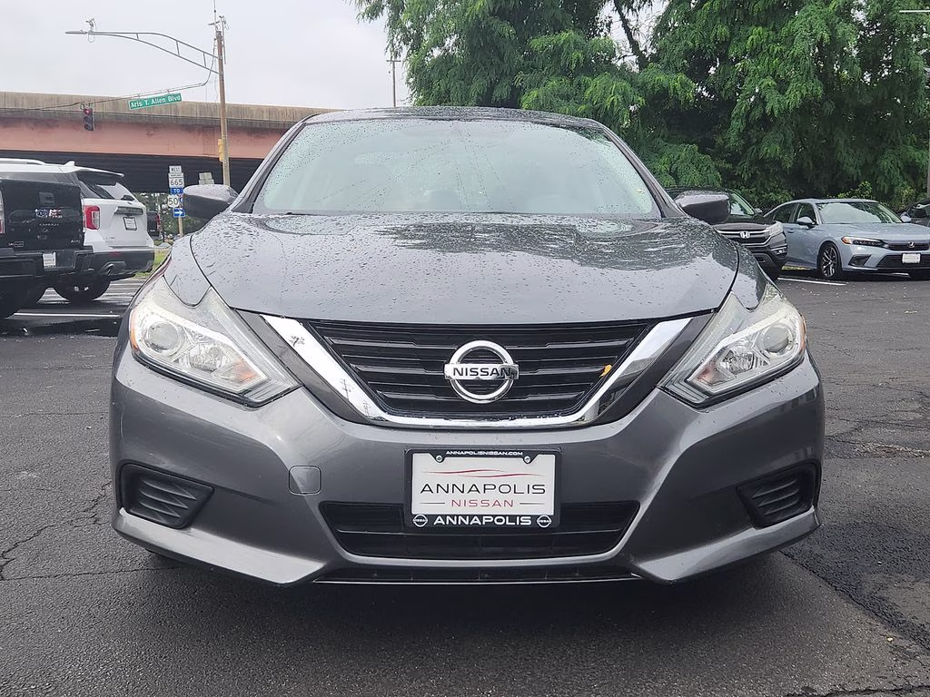2016 Gun Metallic Nissan Altima 2.5 S FWD Sedan