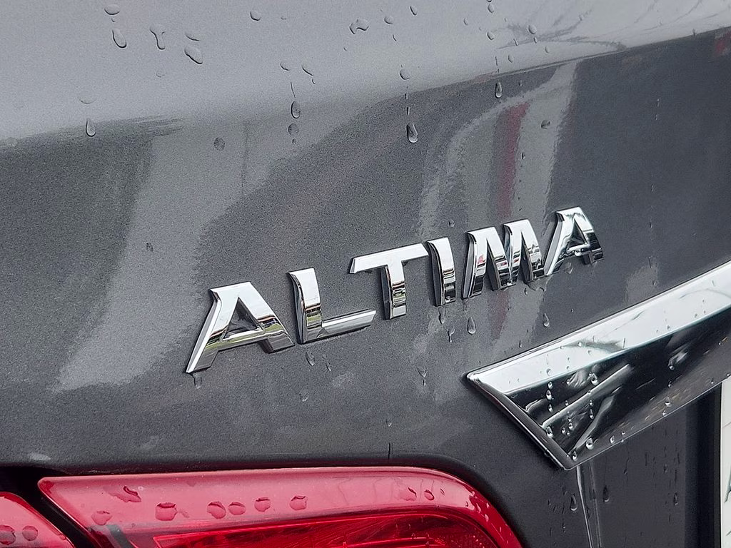 2016 Gun Metallic Nissan Altima 2.5 S FWD Sedan