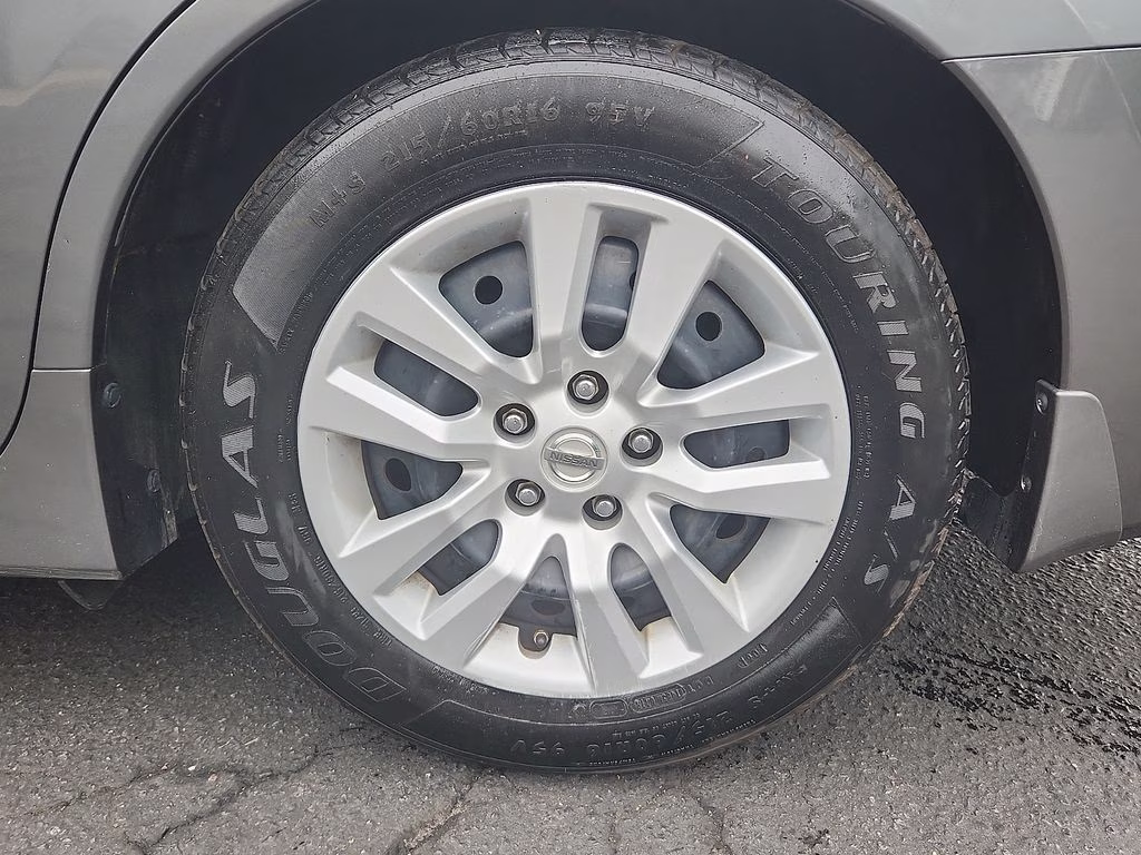 2016 Gun Metallic Nissan Altima 2.5 S FWD Sedan