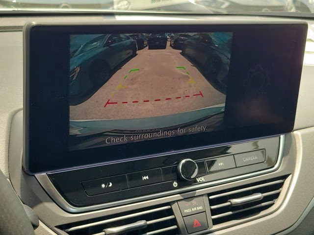 2026 Pearl White/Super Black Nissan Altima 2.5 SR FWD Sedan