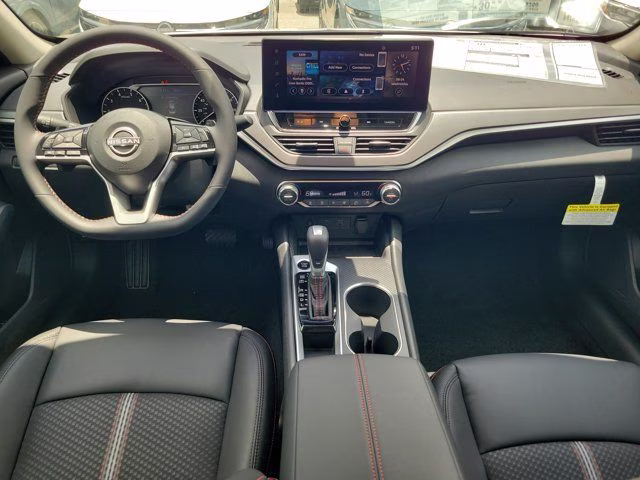 2026 Pearl White/Super Black Nissan Altima 2.5 SR FWD Sedan