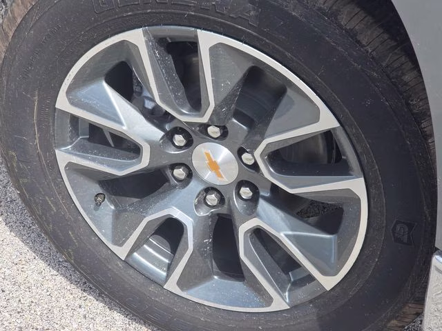 2026 Sterling Gray Metallic Chevrolet Silverado 1500 LT 4X4 Truck