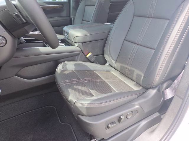 2026 Polar White Tricoat Chevrolet Tahoe High Country 4X4 SUV