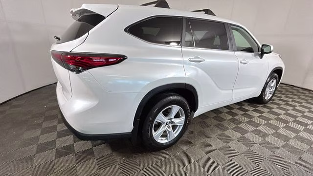 2023 Pearl Toyota Highlander L FWD SUV
