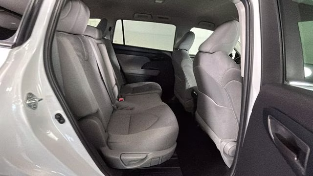 2023 Pearl Toyota Highlander L FWD SUV