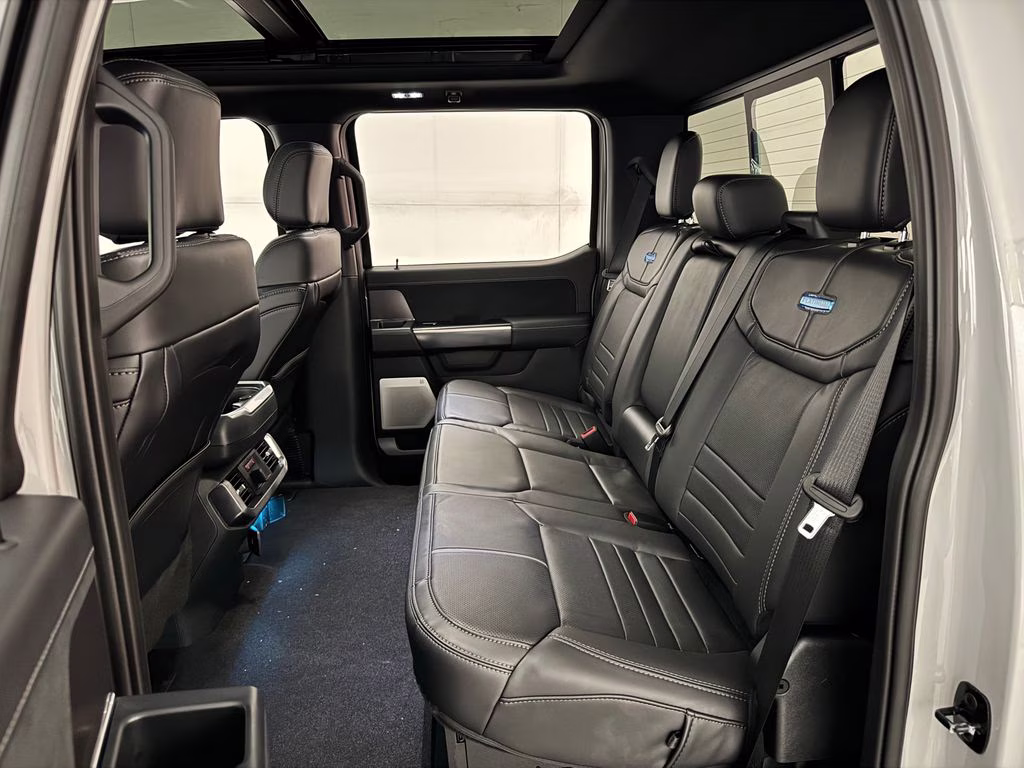 2026 Avalanche Ford F-150 Platinum 4X4 Truck
