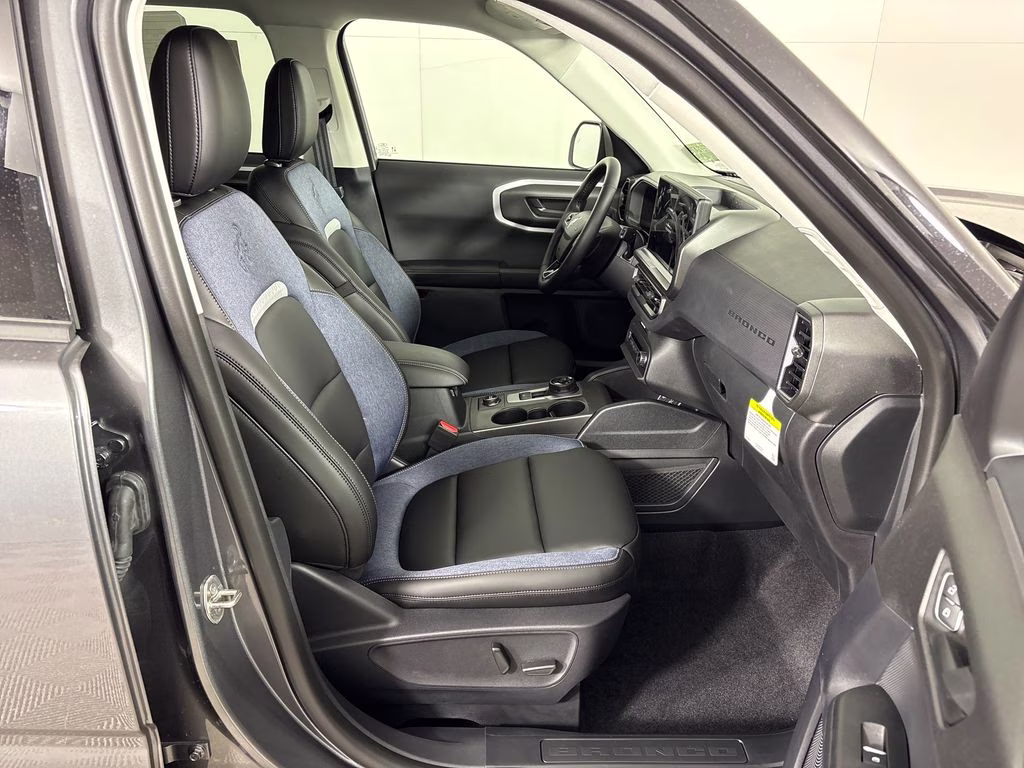 2026 Gray Metallic Ford Bronco Sport Outer Banks 4X4 SUV