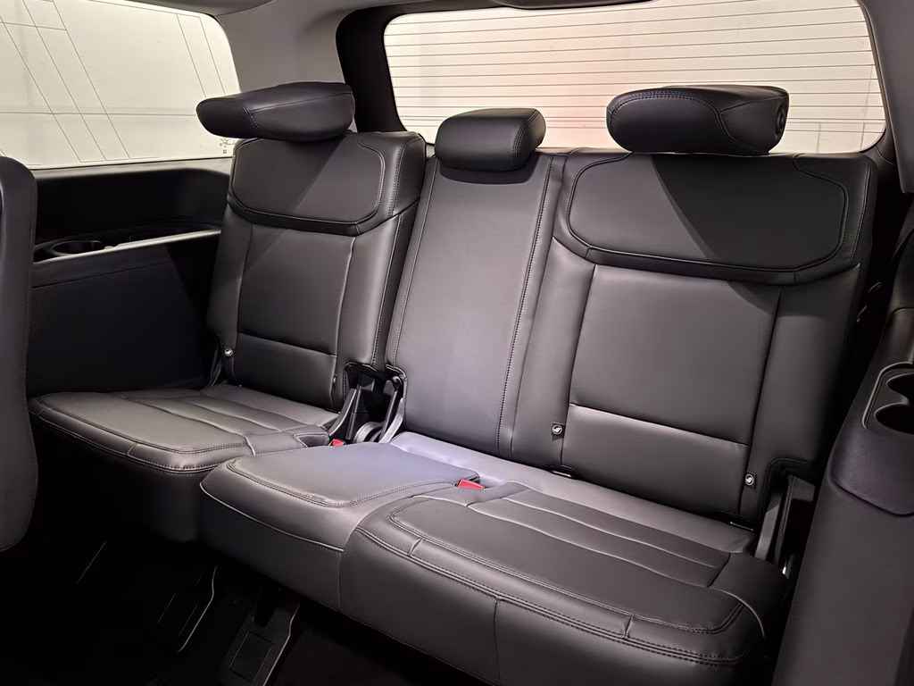 2026 Agate Black Metallic Ford Expedition Active RWD SUV