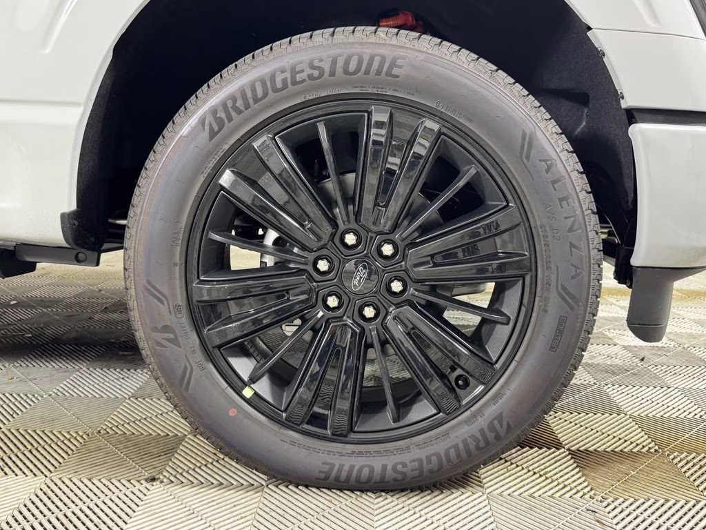 2026 Avalanche Ford F-150 Platinum 4X4 Truck