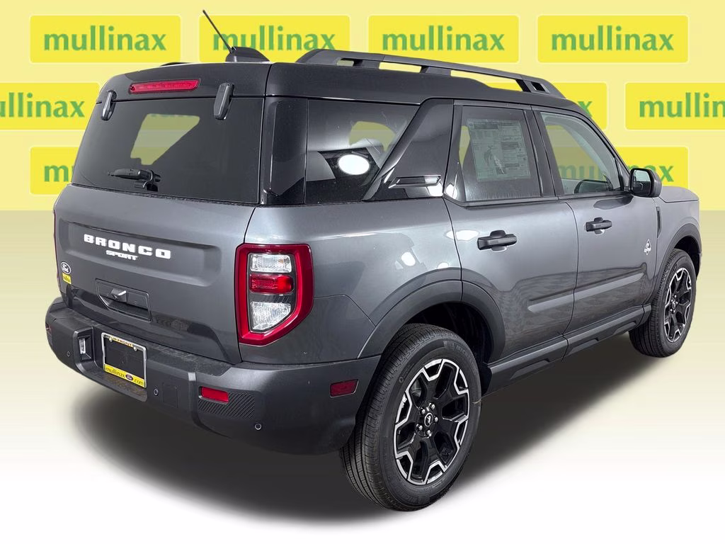 2026 Gray Metallic Ford Bronco Sport Outer Banks 4X4 SUV