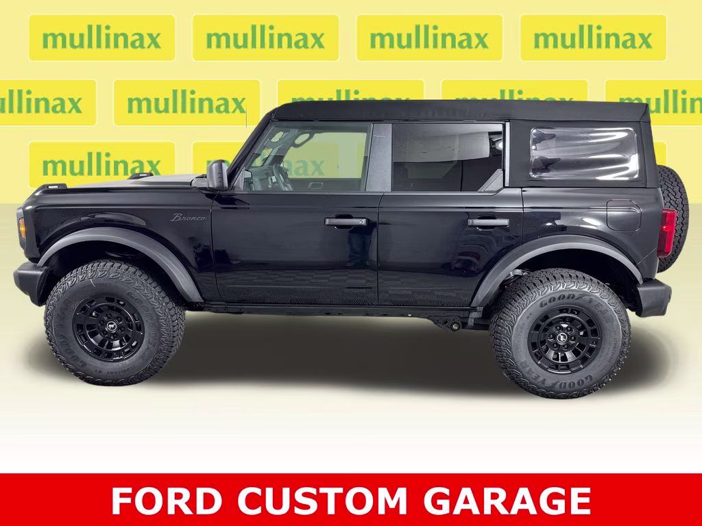 2026 Shadow Black Ford Bronco Big Bend 4X4 SUV
