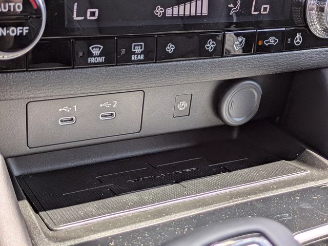 2026 Black Diamond Mitsubishi Outlander LE FWD SUV