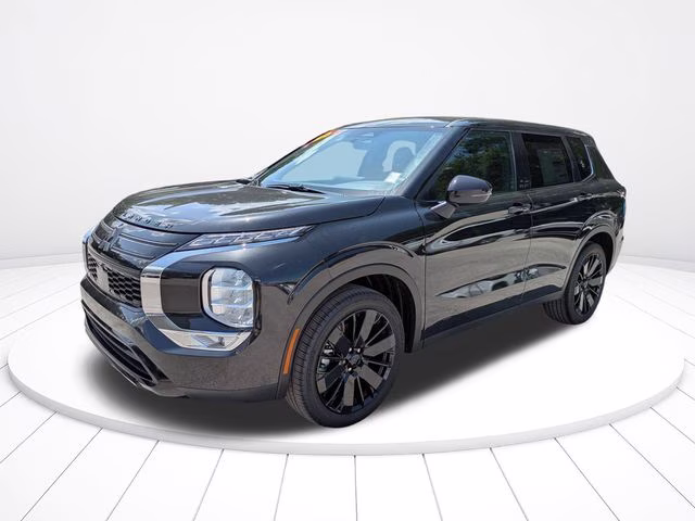 2026 Black Diamond Mitsubishi Outlander LE FWD SUV
