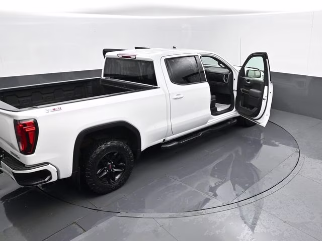 2021 White GMC Sierra 1500 Elevation 4X4 Truck