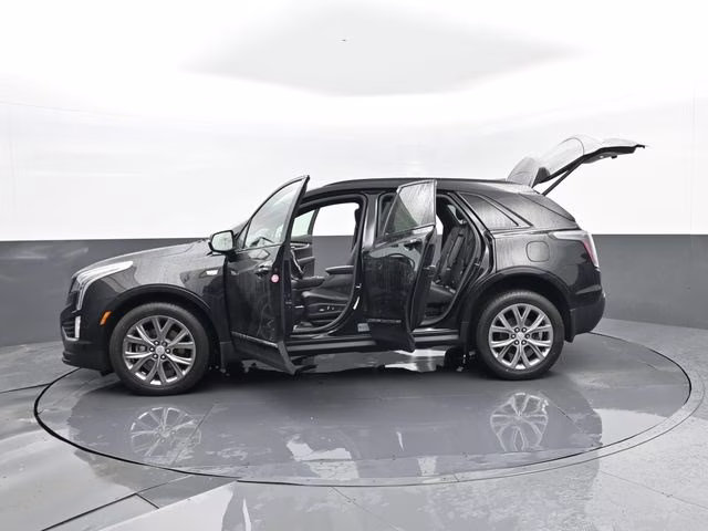 2020 Stellar Black Metallic Cadillac XT5 Sport AWD SUV