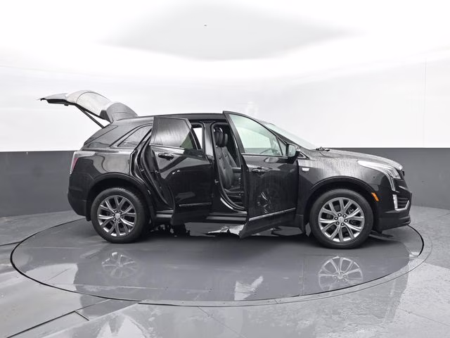 2020 Stellar Black Metallic Cadillac XT5 Sport AWD SUV