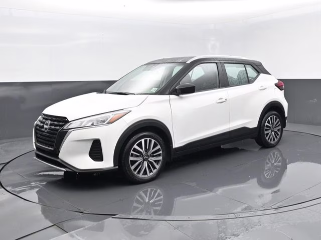 2023 Aspen White/Super Black Nissan Kicks SV FWD SUV