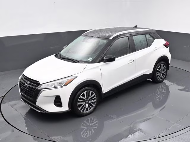 2023 Aspen White/Super Black Nissan Kicks SV FWD SUV