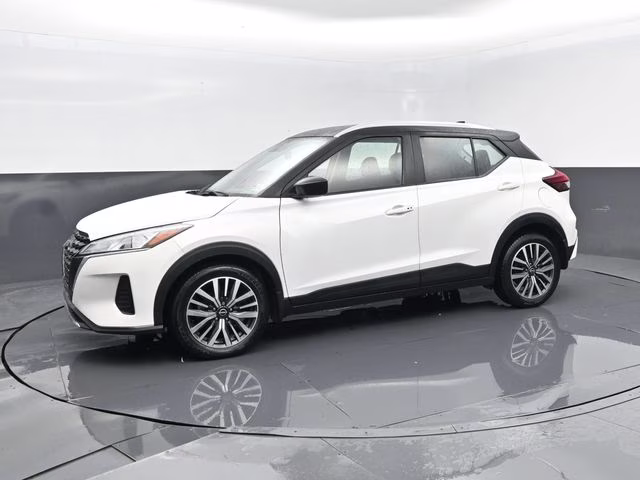 Used 2023 Nissan Kicks SV with VIN 3N1CP5CV0PL497712 for sale in Grafton, WV