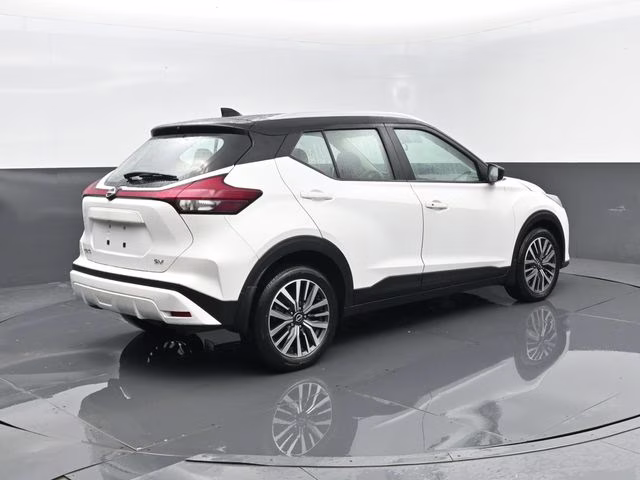 2023 Aspen White/Super Black Nissan Kicks SV FWD SUV