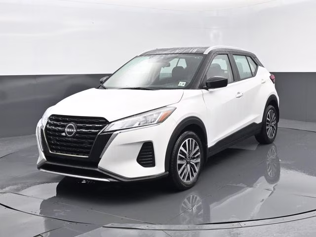 2023 Aspen White/Super Black Nissan Kicks SV FWD SUV
