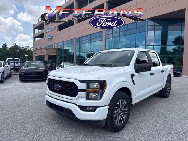 2023 Oxford White Ford F-150 XL Crew Cab Pickup RWD Truck
