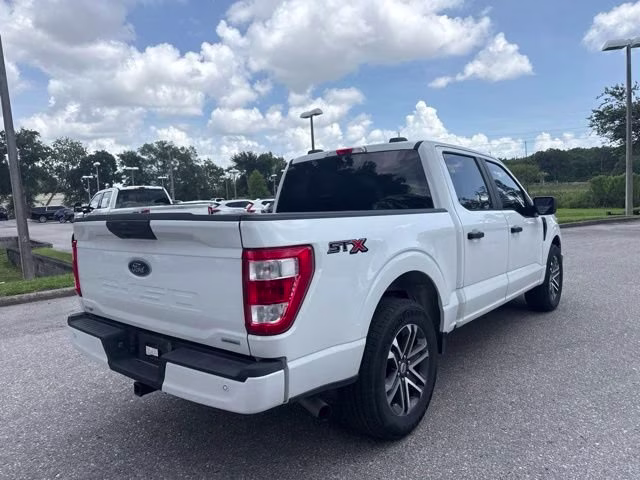 2023 Oxford White Ford F-150 XL Crew Cab Pickup RWD Truck