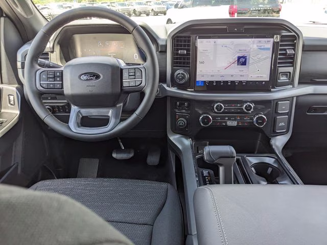 2026 Oxford White Ford F-150 XLT 4X4 Truck
