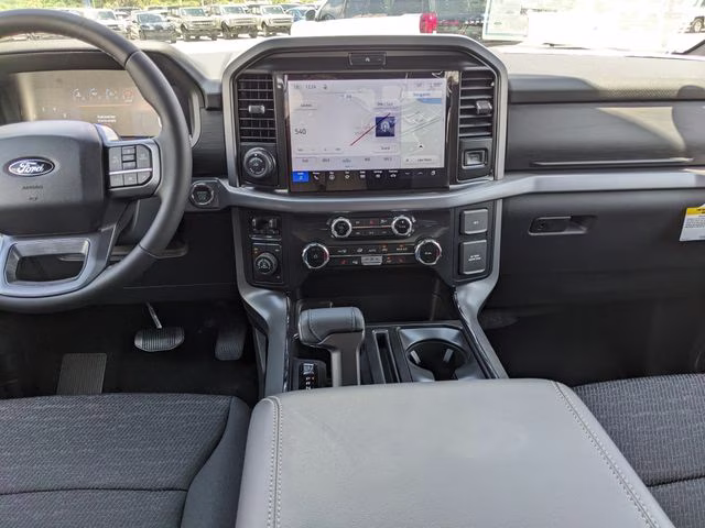 2026 Oxford White Ford F-150 XLT 4X4 Truck