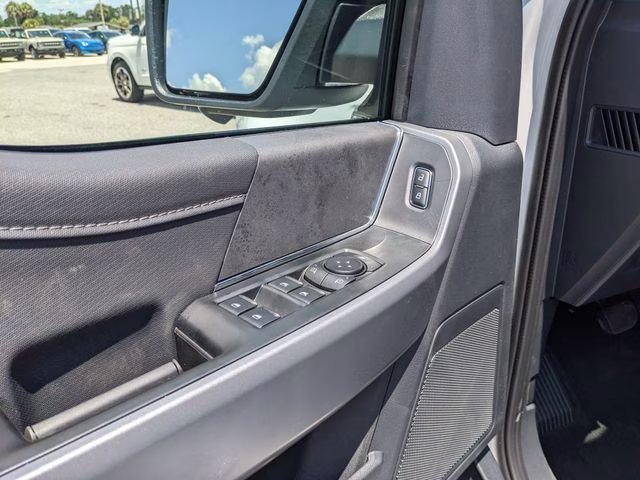 2026 Oxford White Ford F-150 XLT 4X4 Truck