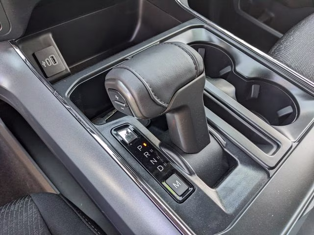 2026 Oxford White Ford F-150 XLT 4X4 Truck