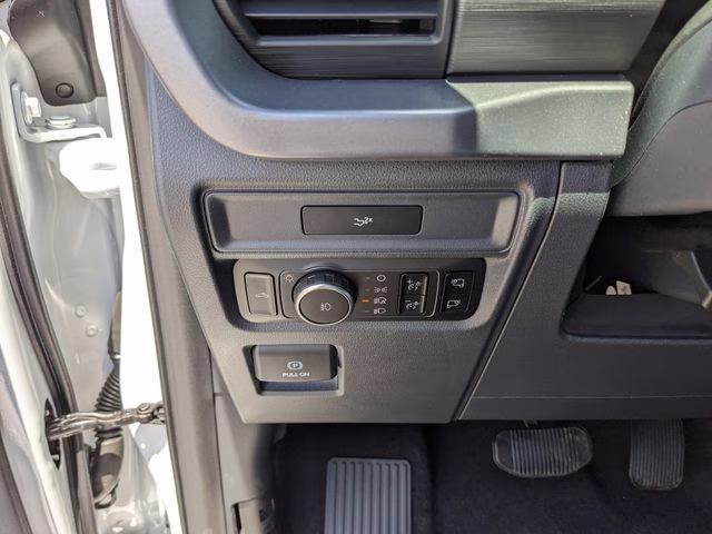 2026 Oxford White Ford F-150 XLT 4X4 Truck