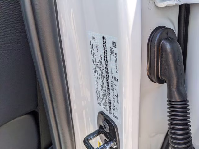2026 Oxford White Ford F-150 XLT 4X4 Truck