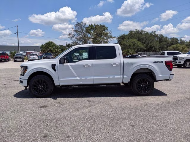 2026 Oxford White Ford F-150 XLT 4X4 Truck