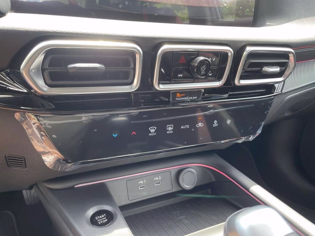 2026 Gun Metallic Nissan Sentra SR FWD Sedan