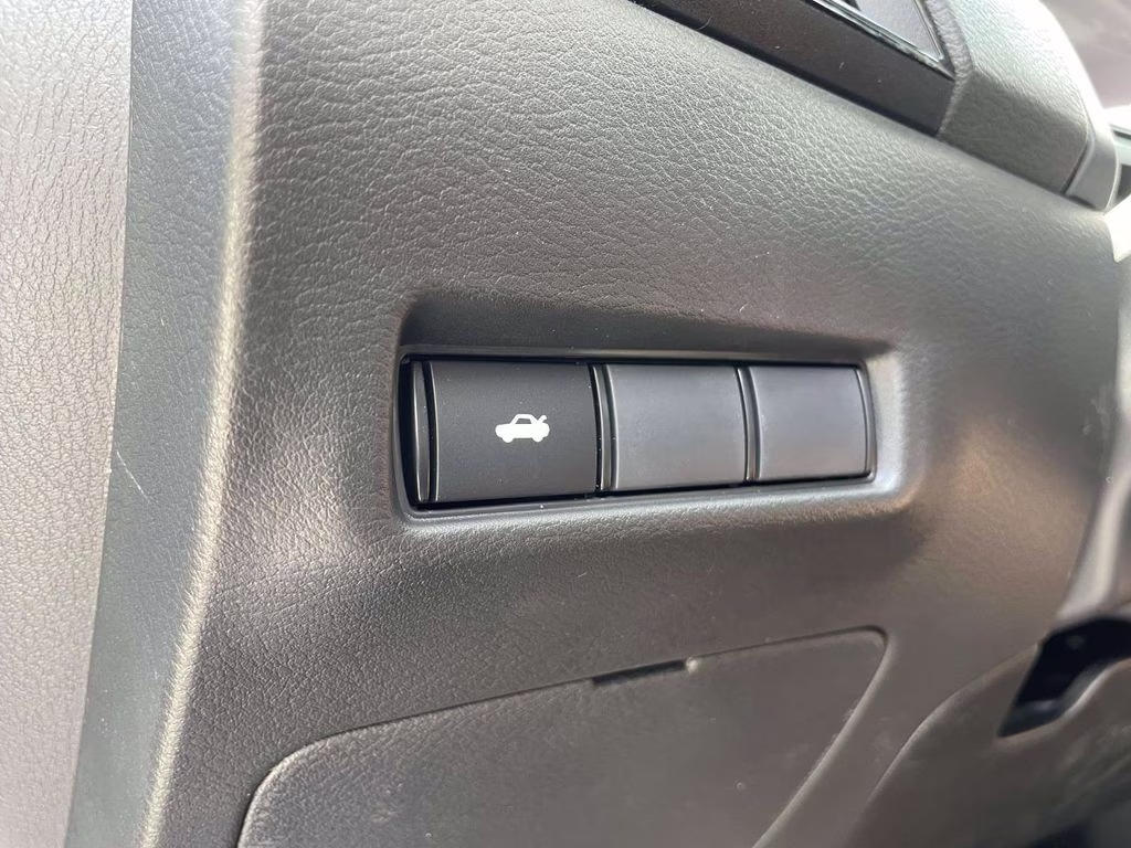 2026 Gun Metallic Nissan Sentra SR FWD Sedan