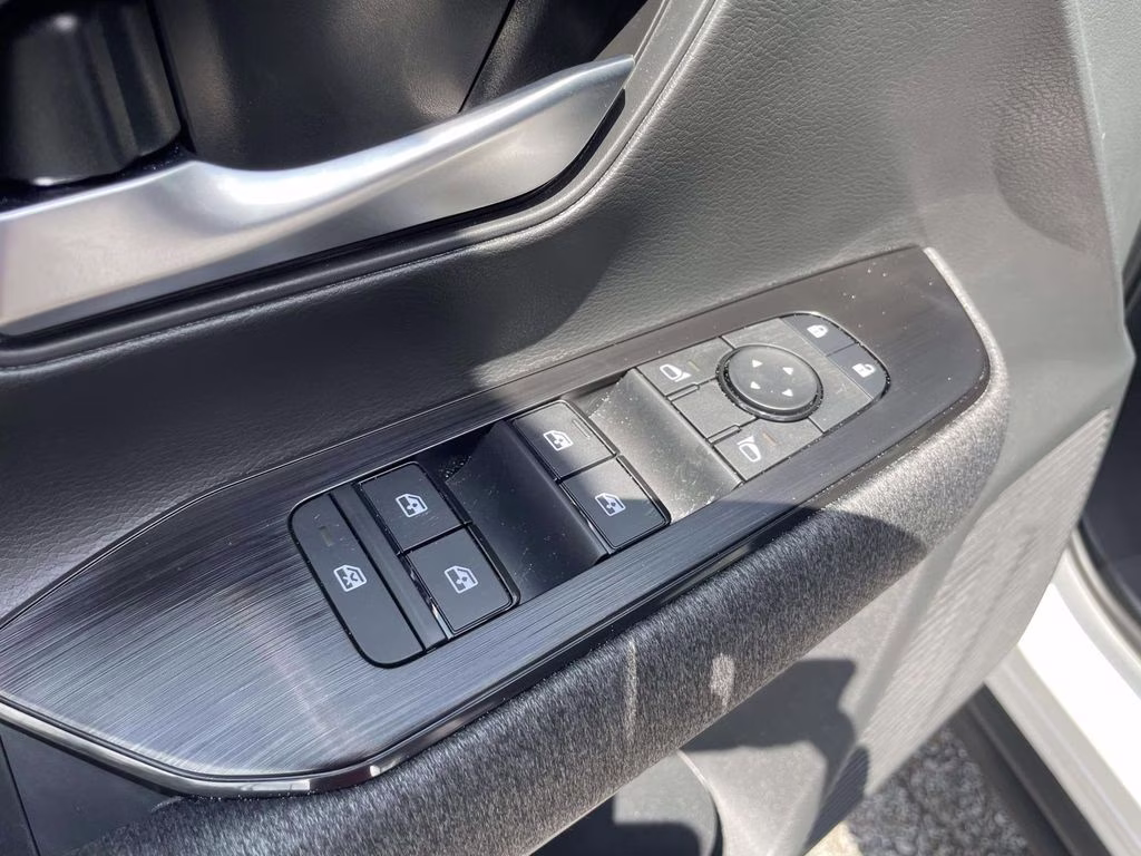 2026 Fresh Powder Nissan Kicks SV FWD SUV