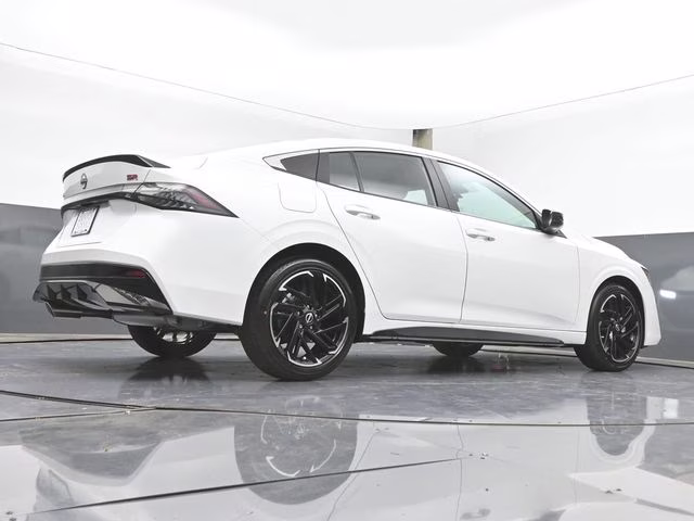 2026 Aspen White Tricoat Nissan Sentra SR FWD Sedan