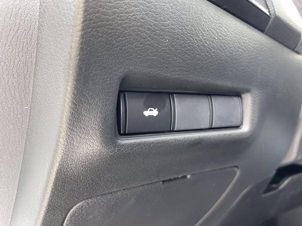2026 Aspen White Tricoat Nissan Sentra SR FWD Sedan