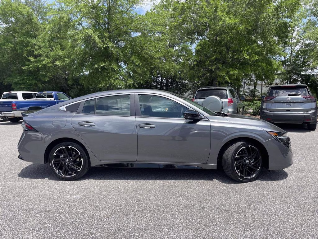 2026 Gun Metallic Nissan Sentra SR FWD Sedan