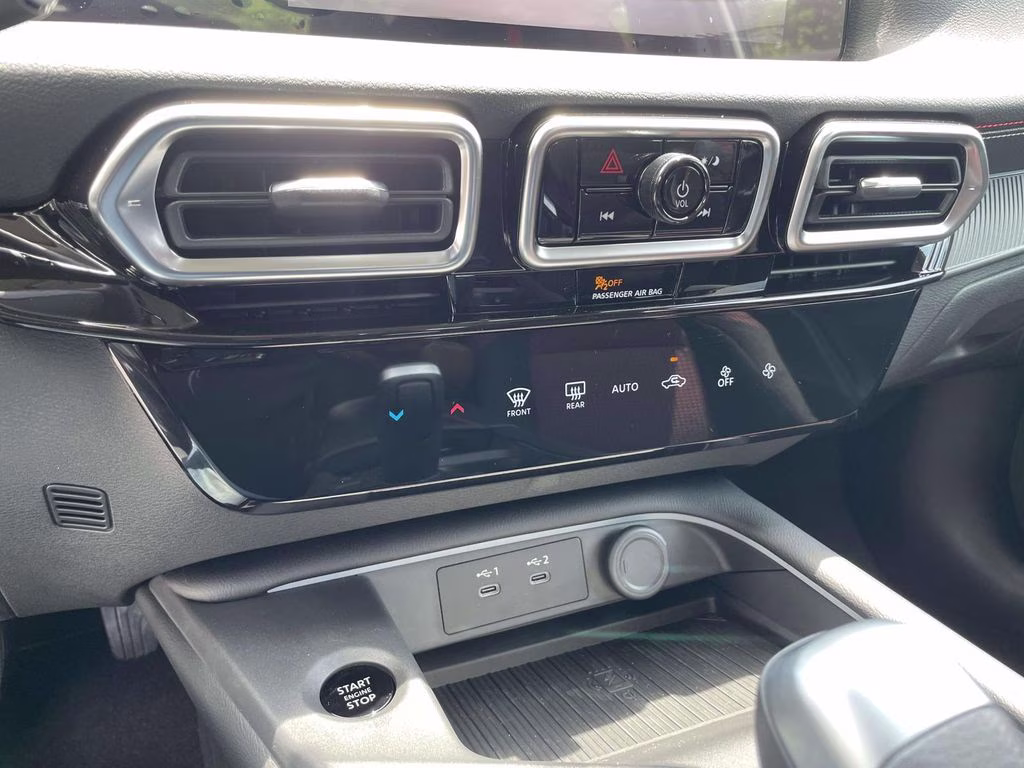 2026 Aspen White Tricoat Nissan Sentra SR FWD Sedan