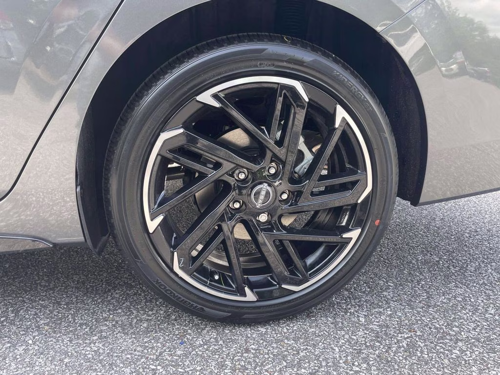 2026 Gun Metallic Nissan Sentra SR FWD Sedan