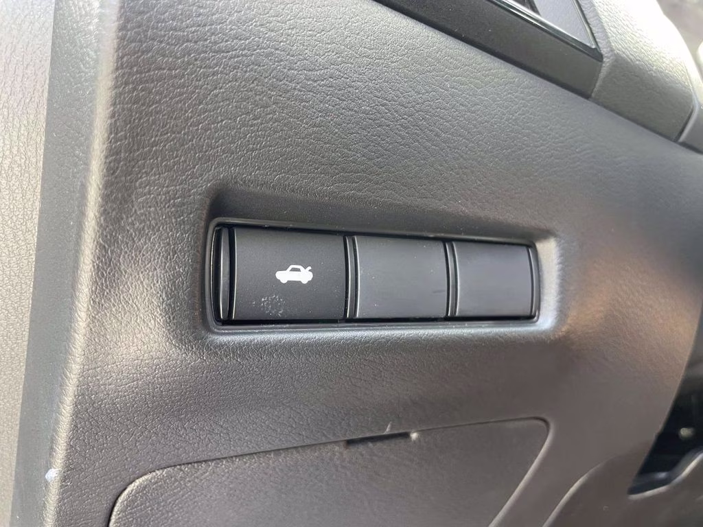 2026 Super Black Nissan Sentra SR FWD Sedan