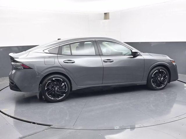 2026 Gun Metallic Nissan Sentra SR FWD Sedan